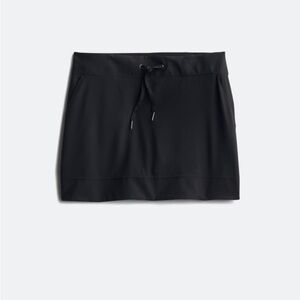 NWT GAIAM Black Skort Size Medium
